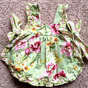 VTG  Floral Suzy Q Apron. Toddler Apron Size 1/2